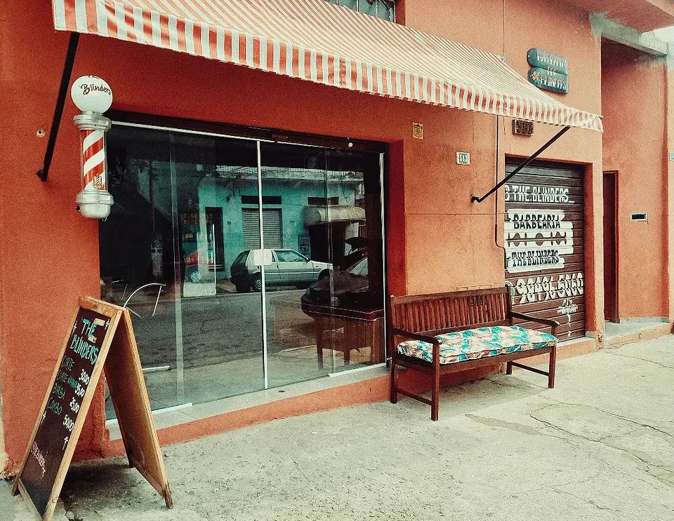 Fachada da barbearia